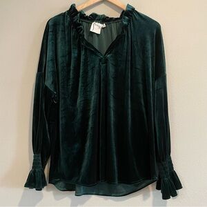 Finley Emerald Velvet Blouse Elegant Ruffle Neck Holiday Party M